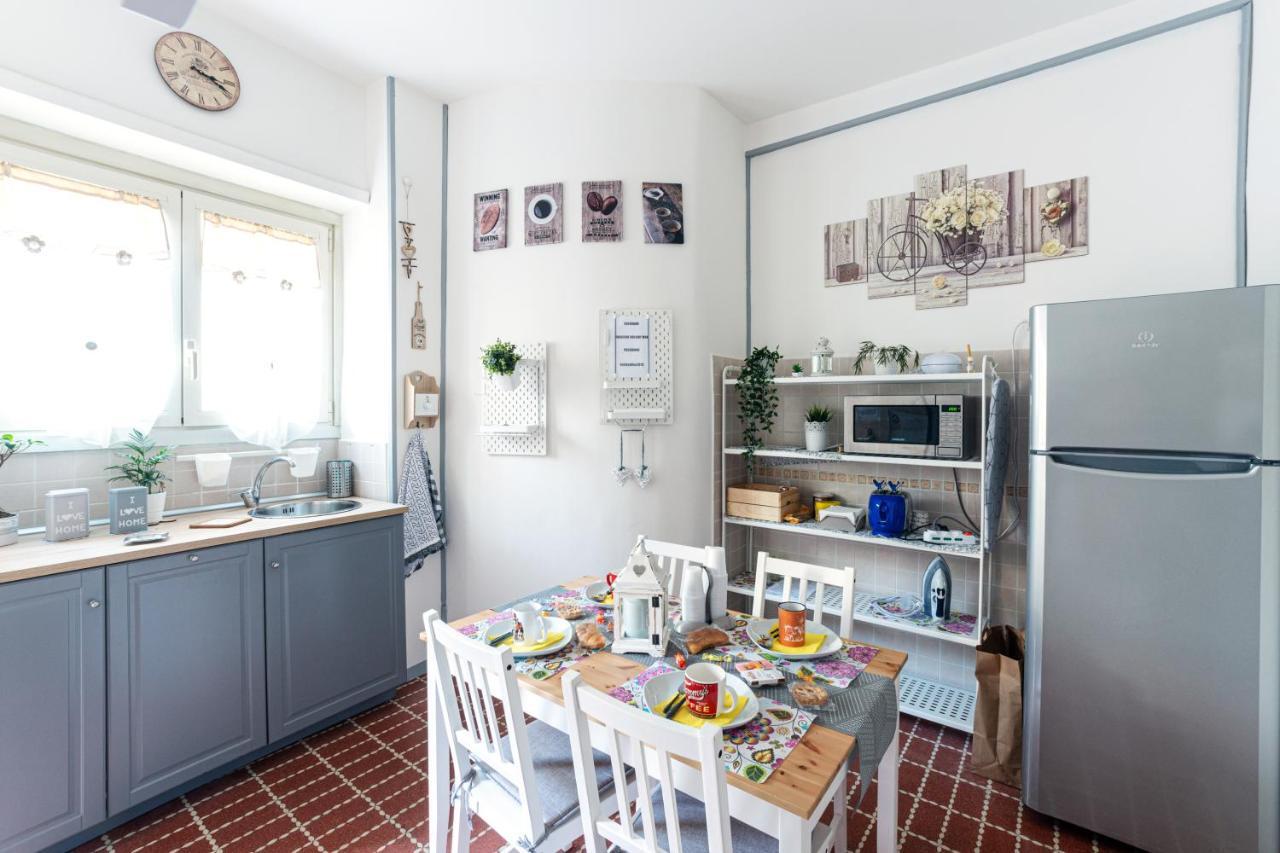 Holiday Max Rome Extérieur photo