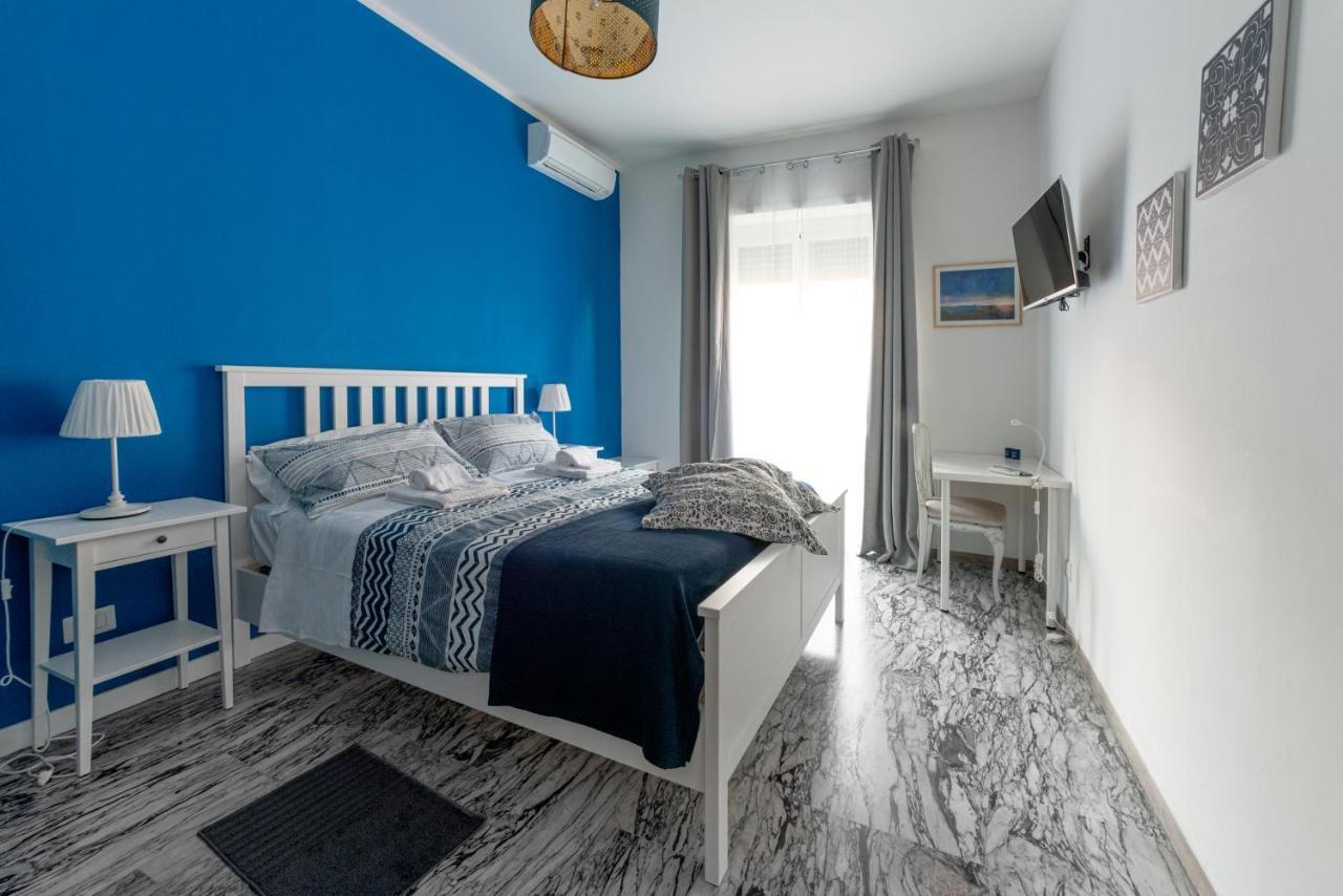 Holiday Max Rome Extérieur photo